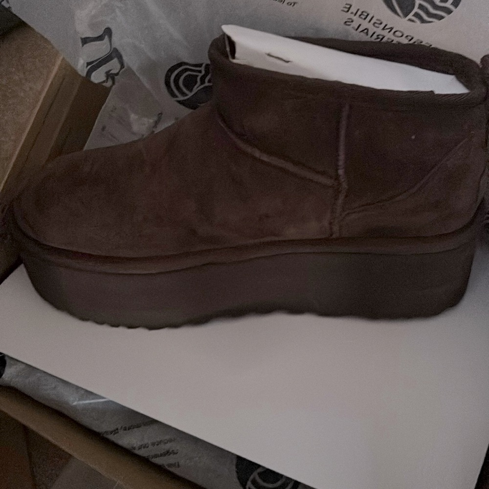 ugg platform mini burnt cedar 8